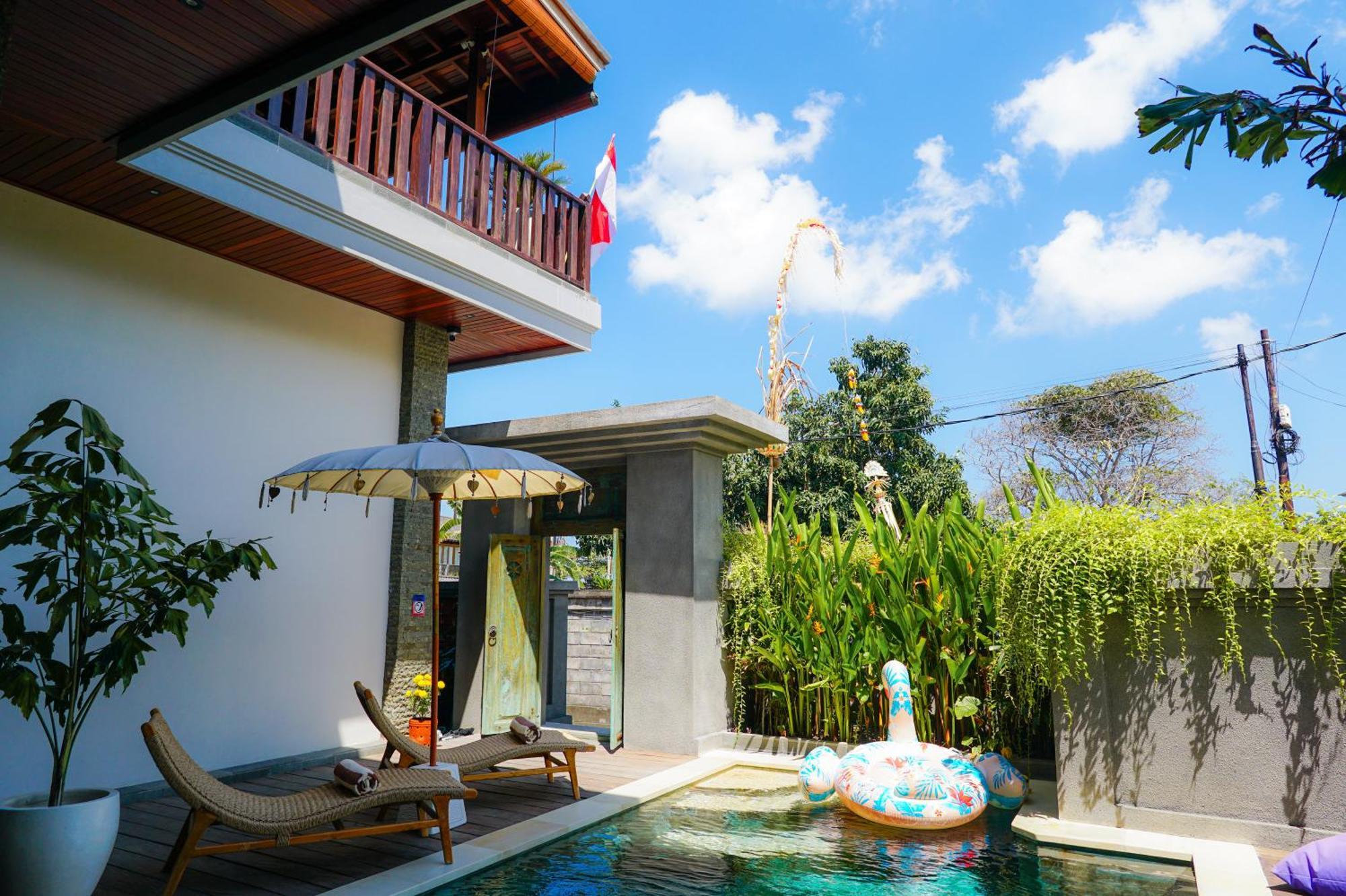 Tropical Beach House Bali Семиняк Екстериор снимка