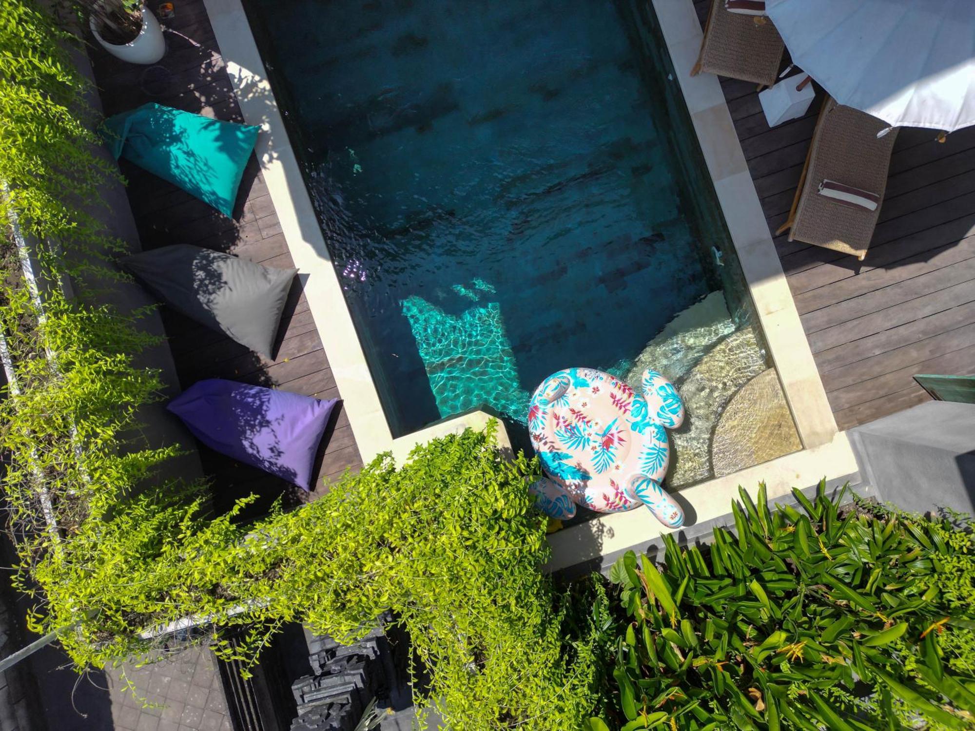 Tropical Beach House Bali Семиняк Екстериор снимка
