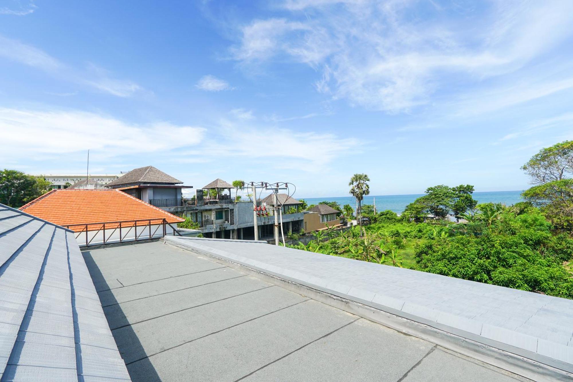 Tropical Beach House Bali Семиняк Екстериор снимка